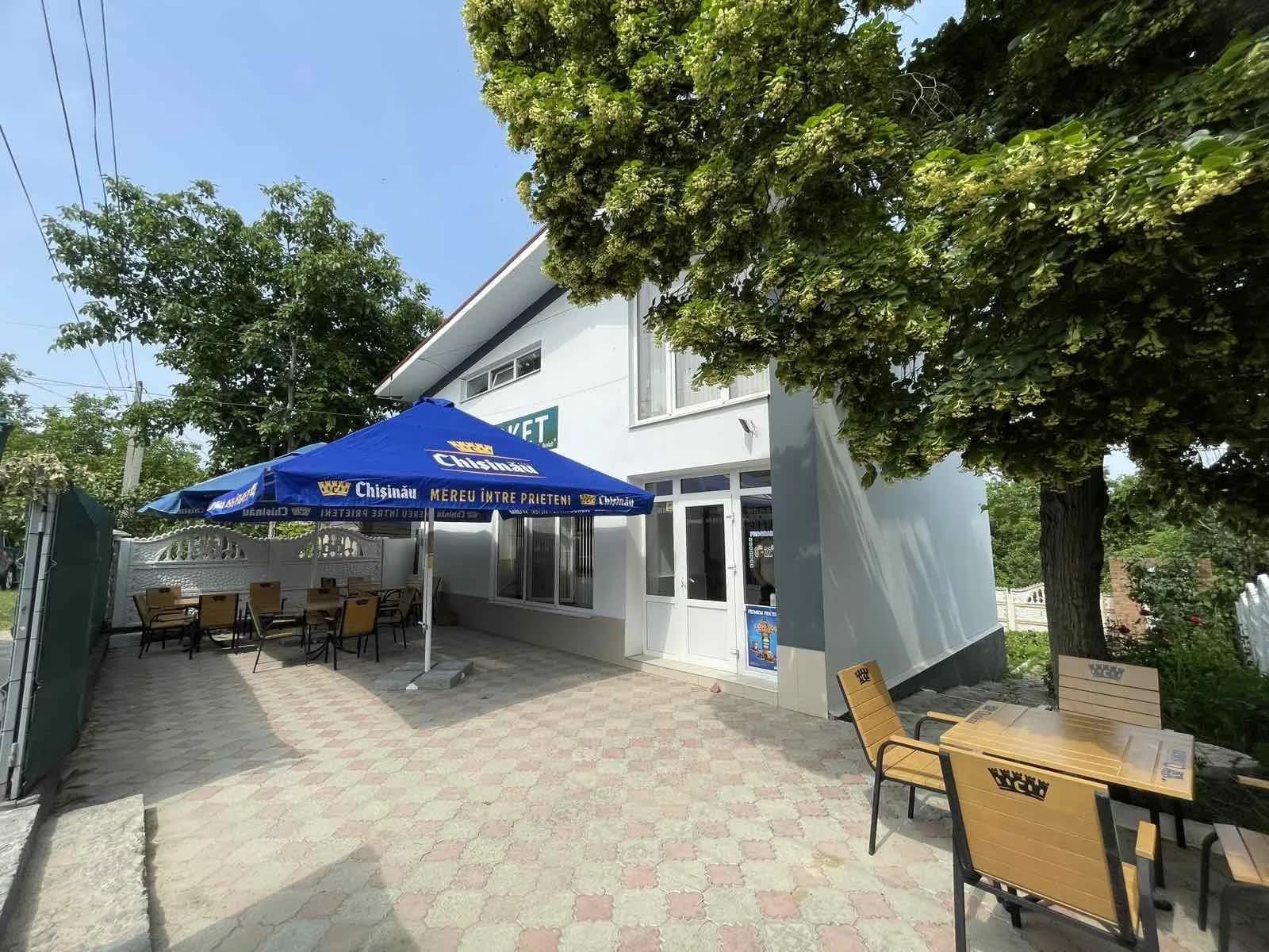 Construcție comercială în un nivel cu mansardă,satul Lucășeuca, Orhei.